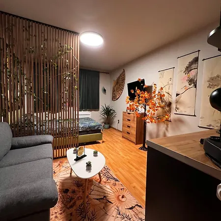 Апартамент Near The Lift With A Private Parking Банско